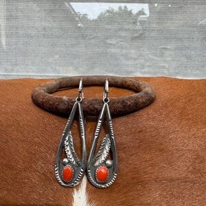 VINTAGE NAVAJO NATIVE AMERICAN MADE EARRINGS